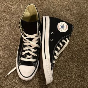 High Top Converse Women’s 8.5/Mens 6.5
